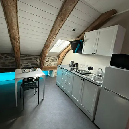 Holiday home Petit Cocon Du Suc *