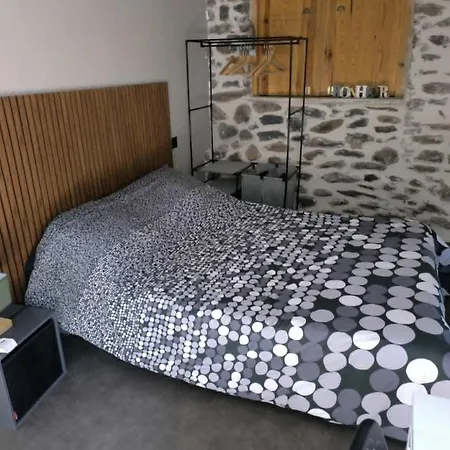 Petit Cocon Du Suc Holiday home *